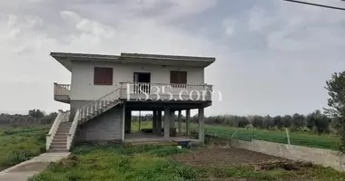 Casa 4 habitaciones en Vlora, Albania