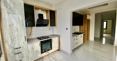 2 bedroom apartment in Mezitli, Turkey