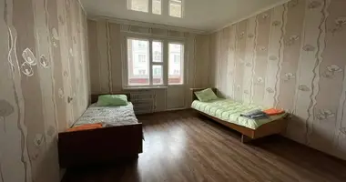 Apartamento 3 habitaciones en Belaazyorsk, Belarús