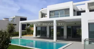 Villa 4 bedrooms with Terrace in Portugal