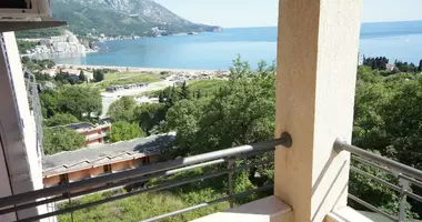 Apartment 1 bathroom with sea view, with basement in Becici, Montenegro