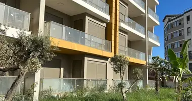 Mieszkanie 3 pokoi w Muratpasa, Turcja