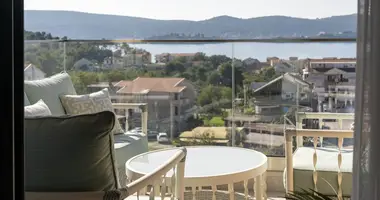 Apartamento 3 habitaciones en Tivat, Montenegro