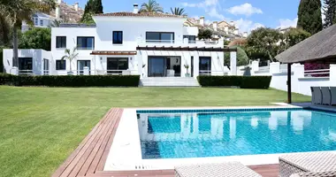 Villa 5 bedrooms in Marbella, Spain