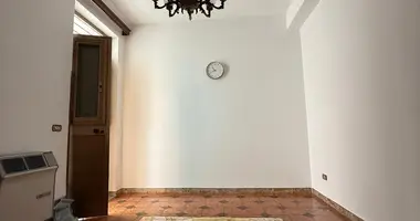 Casa 4 habitaciones en Giuliana, Italia