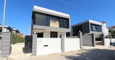 Villa 5 zimmer mit Balkon, mit Klimaanlage, mit Parken in Belek, Türkei