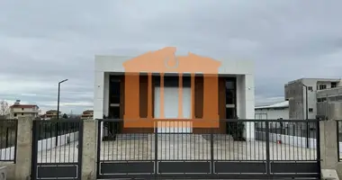 Warehouse 800 m² in Bashkia Durres, Albania