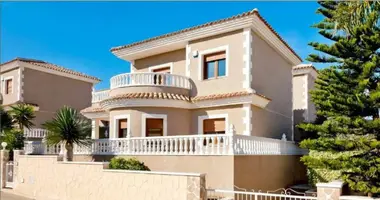 Villa en Torrevieja, España