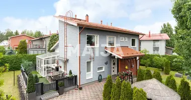 Dom 4 pokoi w Kerava, Finlandia