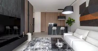 Квартира 3 комнаты в Варшава, Польша