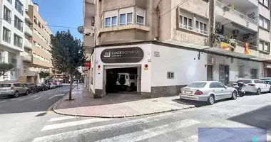 Commercial property 101 m² in Alicante, Spain