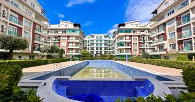 Apartamento 3 habitaciones en Muratpasa, Turquía