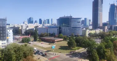 Mieszkanie 3 pokoi w Warszawa, Polska