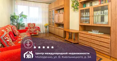 Apartamento 2 habitaciones en Maladetchna, Bielorrusia