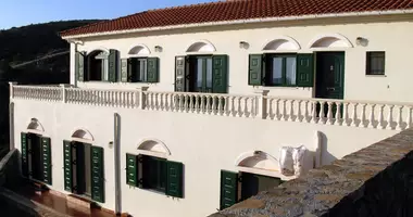 Villa 10 rooms with sea view, with mountain view, with city view in Agios Nikolaos, Greece