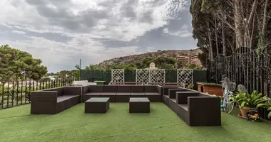 Villa 3 bedrooms in Alicante, Spain