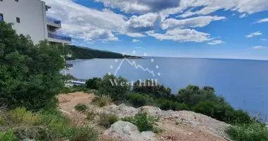 Plot of land in Dobra Voda, Montenegro