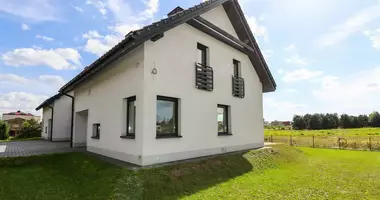 Dom 5 pokojów w Imielin, Polska