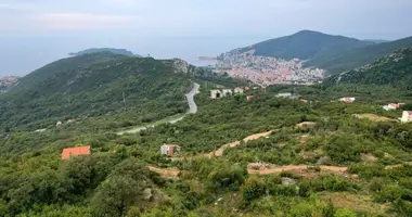 Terrain dans Markovichi, Monténégro