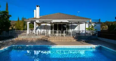 Maison 4 chambres dans Pyrgos Lemesou, Chypre