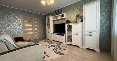 Apartamento 3 habitaciones en Minsk, Belarús
