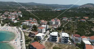 4 room apartment in Rogoznica, Croatia