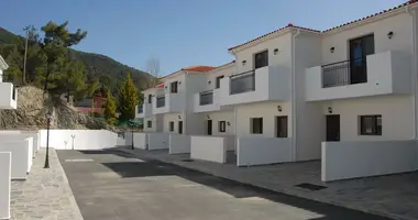 Townhouse 2 bedrooms in Moniatis, Cyprus