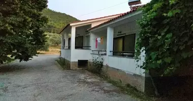 Commercial property 300 m² in Skala Rachoniou, Greece