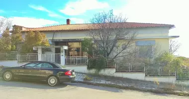 Dom wolnostojący 10 pokojów w Neochorouda, Grecja