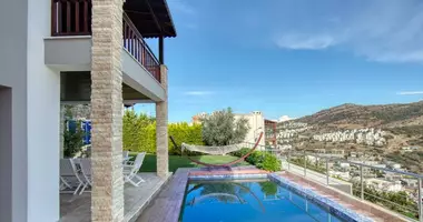 Villa 4 rooms with Swimming pool, with Covered parking, with Меблированная in Bodrum, Turkey