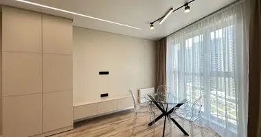 Apartamento 3 habitaciones en Minsk, Bielorrusia