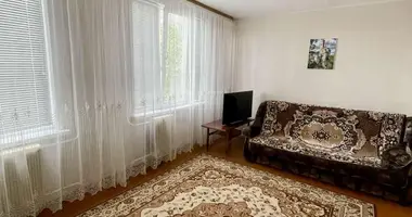 Apartamento 3 habitaciones en Borisov, Belarús