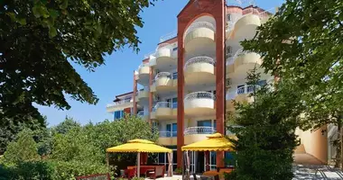 Hotel 2 200 m² in Sweti Wlas, Bulgarien