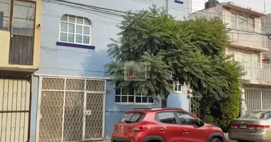 Casa 4 habitaciones en Tlalnepantla, México