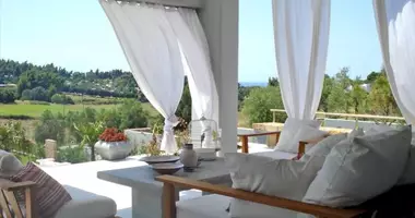 Villa 4 bedrooms in demos kassandras, Greece