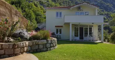Casa 6 habitaciones en Muo, Montenegro