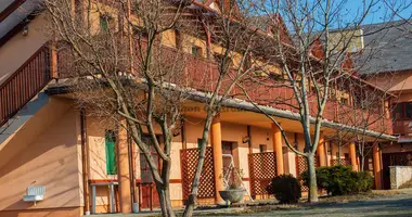 Nieruchomości komercyjne 800 m² w Bogacs, Węgry
