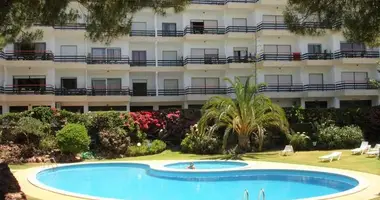 2 bedroom apartment in Quarteira, Portugal