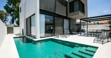 Villa 6 zimmer in Ramat Gan, Israel