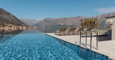 Penthouse 3 bedrooms in Dobrota, Montenegro