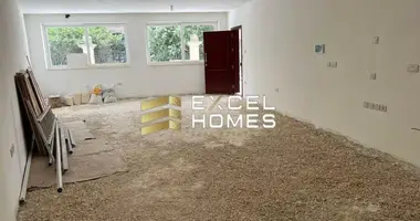 Apartamento 3 habitaciones en Luqa, Malta