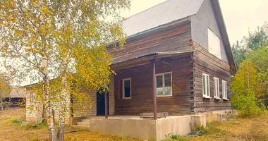 Haus in Akalouski siel ski Saviet, Weißrussland