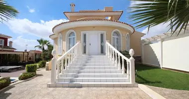Villa 5 bedrooms in Formentera del Segura, Spain
