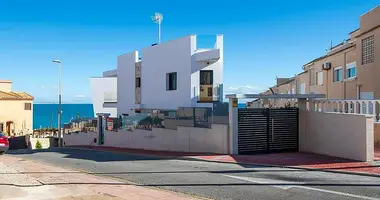 Villa 3 bedrooms with parking, with terrassa, with chicken_furniture in Torrevieja, Spain