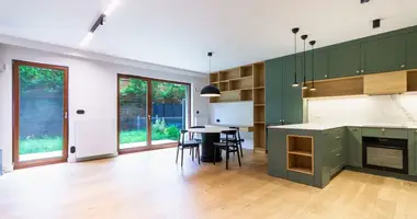 Квартира 2 комнаты в Познань, Польша