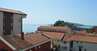 Gewerbefläche 1 800 m² in Becici, Montenegro