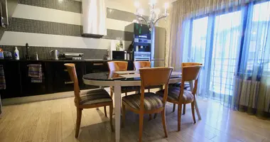 Apartamento 5 habitaciones en Salaspils, Letonia