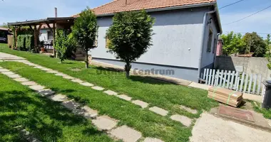 6 room house in Koernye, Hungary