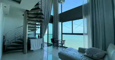 Condo  mit Balkon, mit Möbliert, mit Aufzug in Na Kluea, Thailand