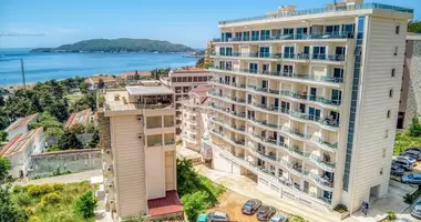 Apartamento 2 habitaciones en Becici, Montenegro